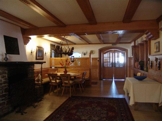 Hotel Gasthof Forelle Зигсдорф Екстериор снимка