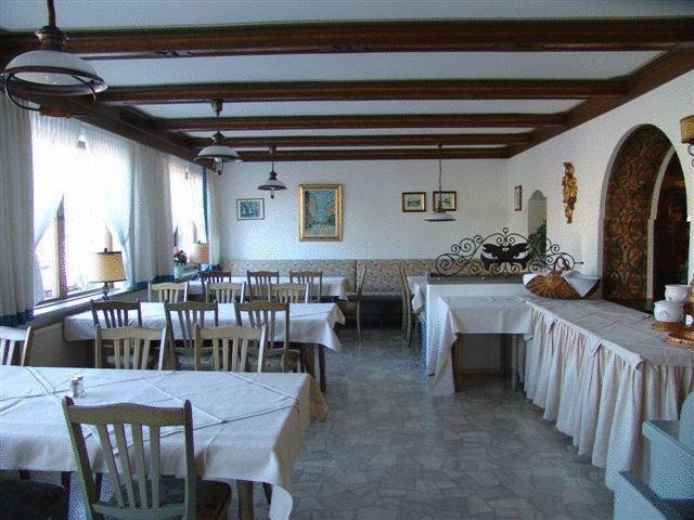 Hotel Gasthof Forelle Зигсдорф Екстериор снимка