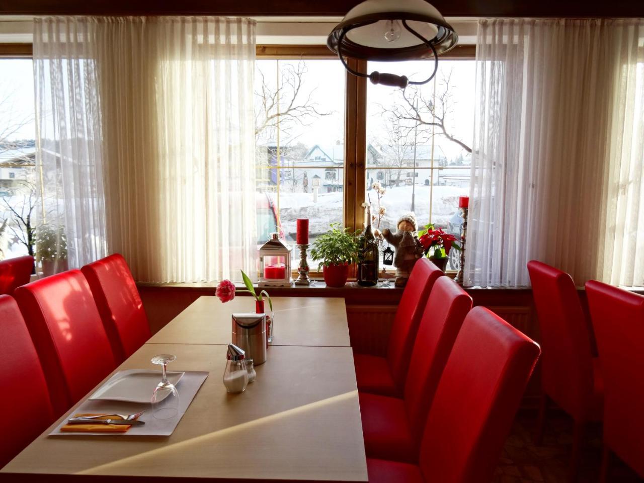 Hotel Gasthof Forelle Зигсдорф Екстериор снимка